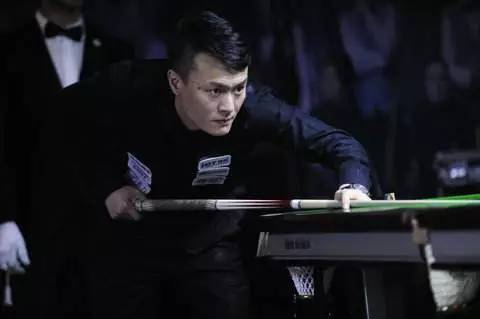 经验丰富的 经验丰富的