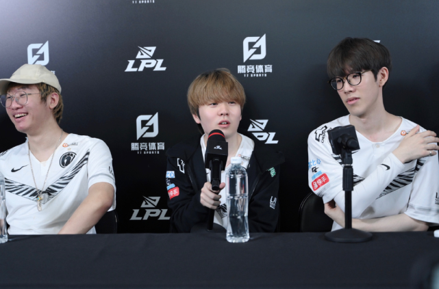 尔西的整体 尔西的整体