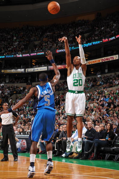 随着本赛季 随着本赛季